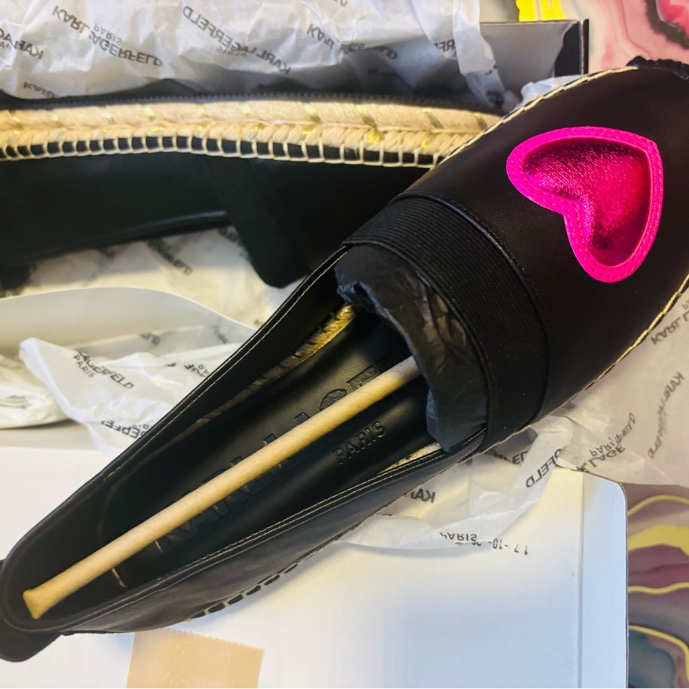 Karl Lagerfeld Black leather espadrilles with Pink Heart Accent